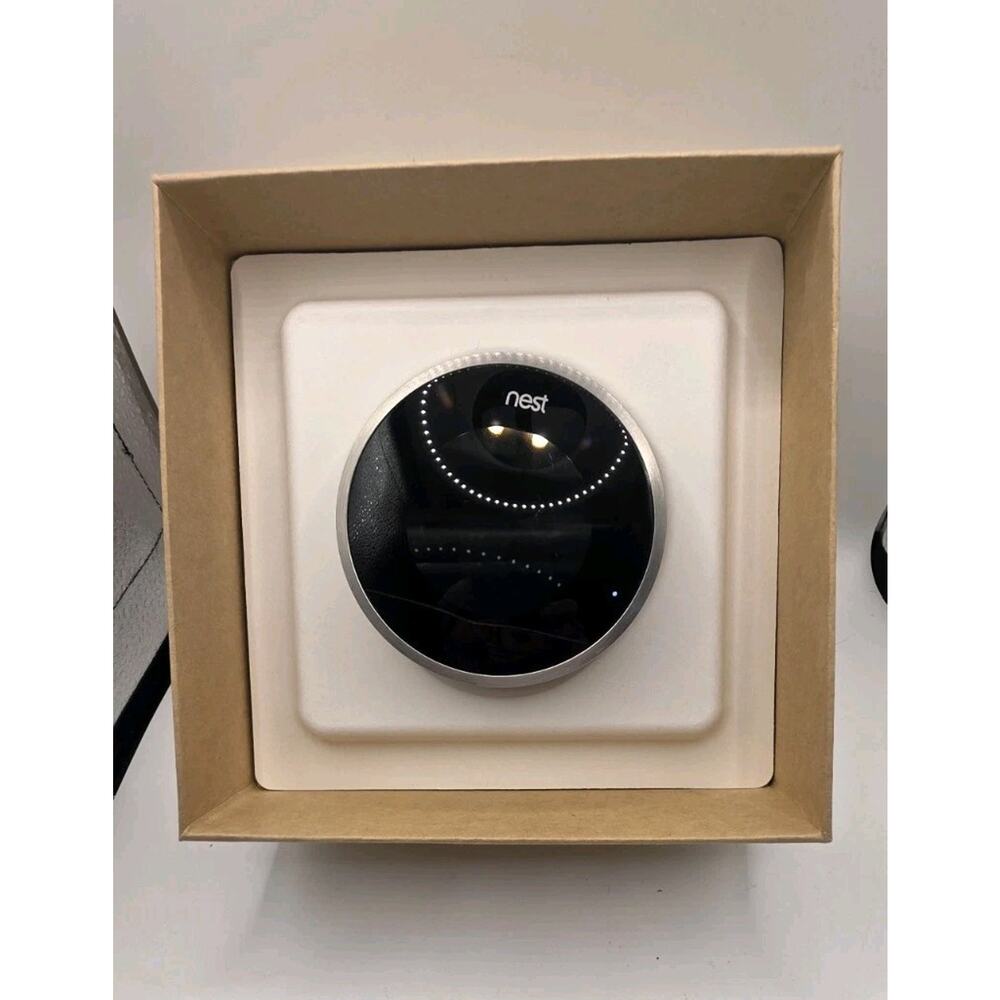 Nest-Learning Thermostat Untested Cracked Screen - Picture 4 of 5